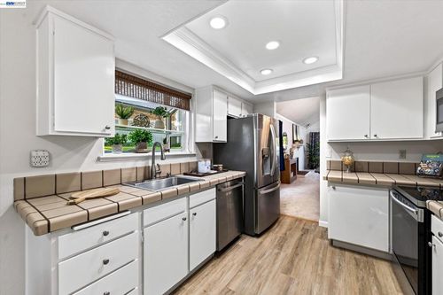 5197 Willowview Ct, Pleasanton, CA, 94588-3750 | Card Image