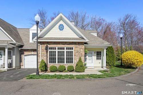 32-32 Lucius Ct, Milford, CT, 06461-3093 | Card Image