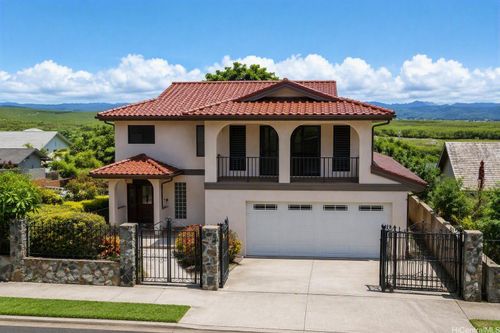 94-1097 Lumikula St, Waipahu, HI, 96797-3945 | Card Image