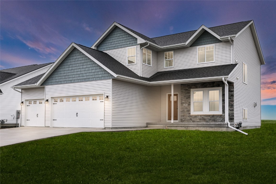 Calder Dr, Marion, IA 52302