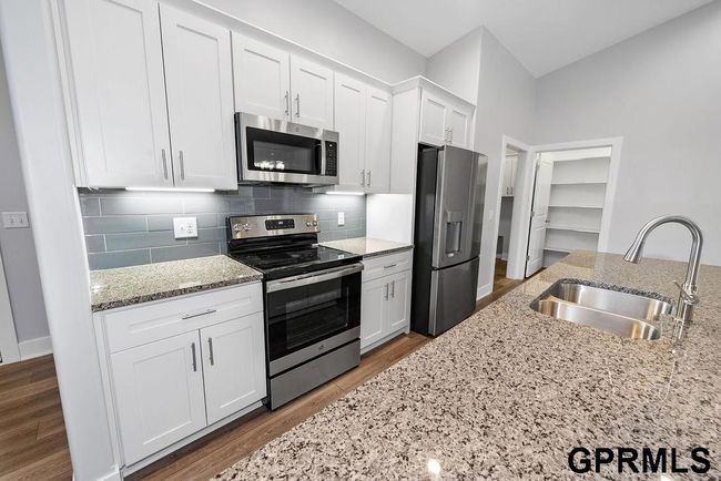 1314 Silver Ln, House other with 3 bedrooms, 2 bathrooms and 3 parking in Crescent IA | Image 11
