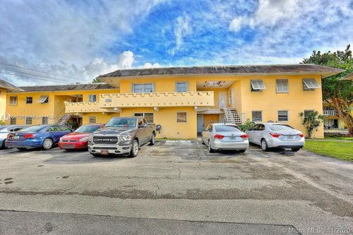 apt-e217-7370 Sw 82nd St, Miami, FL, 33143-7435 | Card Image