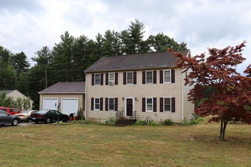 117 Charlton St, Oxford, MA, 01540-2003 | Card Image