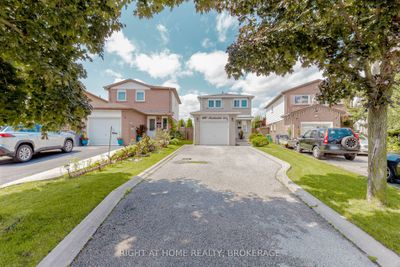 140 Martindale Cres, House other with 3 bedrooms, 3 bathrooms and 6 parking in Brampton ON | Image 3