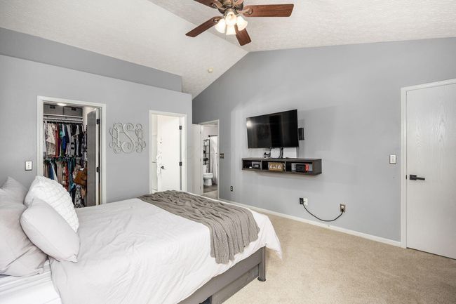 6045 Treaty Ln, Condo with 3 bedrooms, 3 bathrooms and null parking in Galloway OH | Image 16
