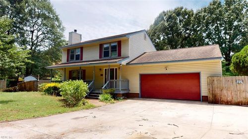 7404 Christopher Newport Ave, Gloucester Point, VA, 23062-2405 | Card Image