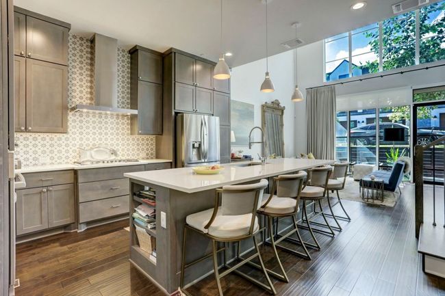 4709 Unity Cir, Condo with 3 bedrooms, 4 bathrooms and 2 parking in Austin TX | Image 4