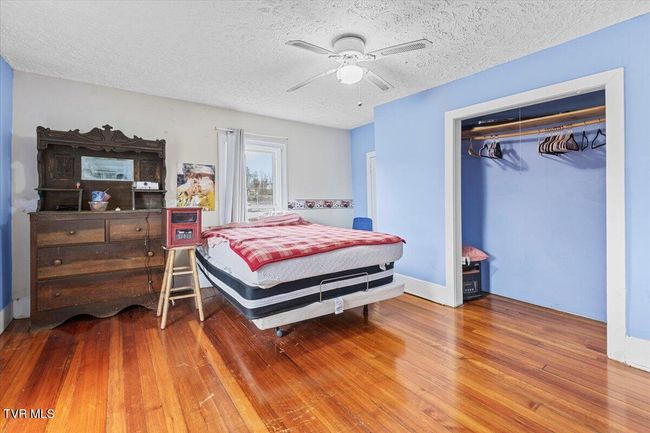 104 Maple St, House other with 5 bedrooms, 3 bathrooms and null parking in Glade Spring VA | Image 26