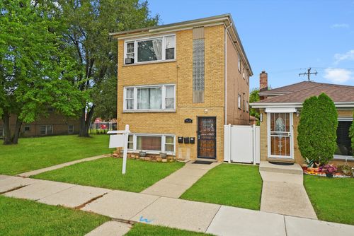 7524 W 63rd Pl, Summit, IL, 60501-1804 | Card Image