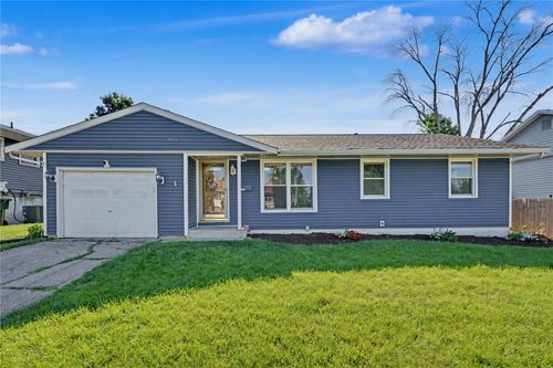 4520 Navajo Dr Ne, Cedar Rapids, IA, 52402-3047 | Card Image