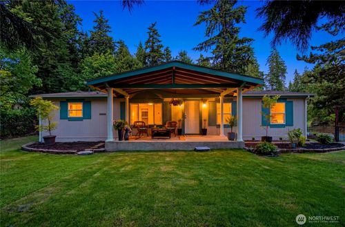 5807 Cameron Rd, Freeland, WA, 98249-9802 | Card Image