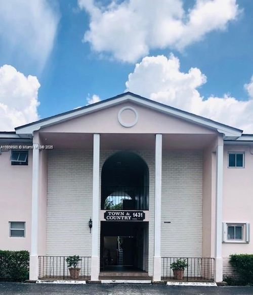 apt-206-1431 S 14th Ave, Hollywood, FL, 33020-6503 | Card Image