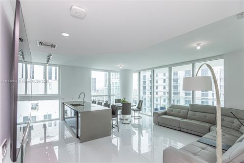unit-3906-1080 Brickell Ave, Miami, FL, 33131-3995 | Card Image