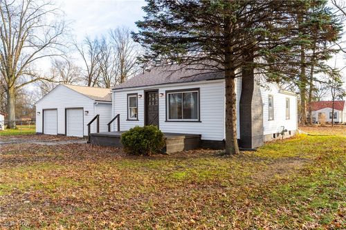 4591 Fitzgerald Avenue, Youngstown, OH, 44515 | Card Image