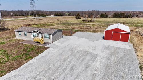 19225 Hubbell Ln, Warrenton, MO, 63383-4844 | Card Image