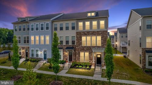 7210 Hartley Ln, GLEN BURNIE, MD, 21060-8692 | Card Image