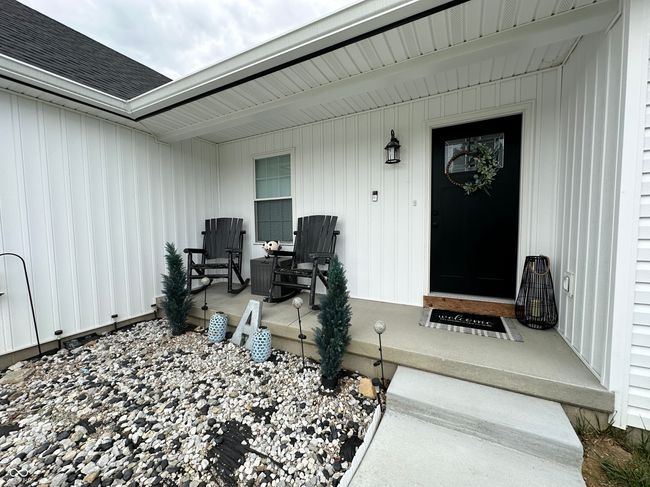 407 E Maple St, House other with 4 bedrooms, 2 bathrooms and null parking in Bainbridge IN | Image 6