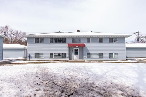 1809 13 1/2 Street S, Fargo, ND, 58103 | Card Image