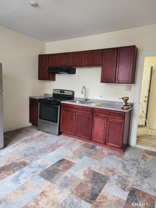 c-3-469 Wethersfield Avenue, Hartford, CT, 06114 | Card Image