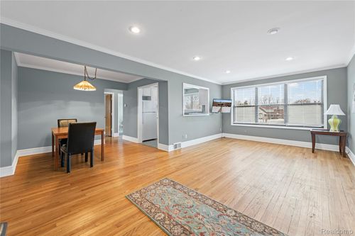 apt-204-25777 Woodward Ave, Royal Oak, MI, 48067-0948 | Card Image