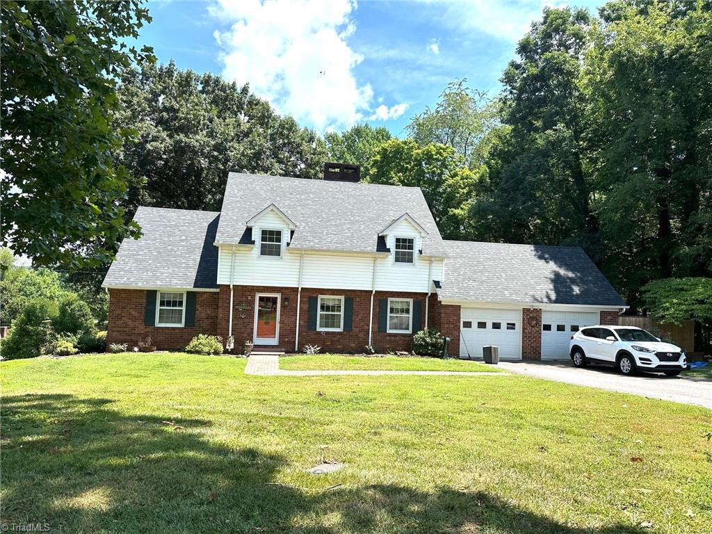 Hillcrest Dr, Wilkesboro, NC 28697
