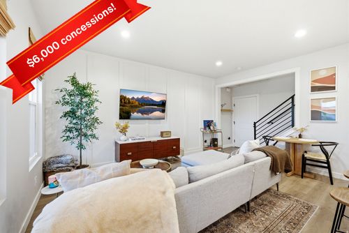 6429 W South Jordan Pkwy, South Jordan, UT, 84009-1645 | Card Image