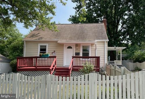 1015 Veirs Mill Rd, ROCKVILLE, MD, 20851-1636 | Card Image