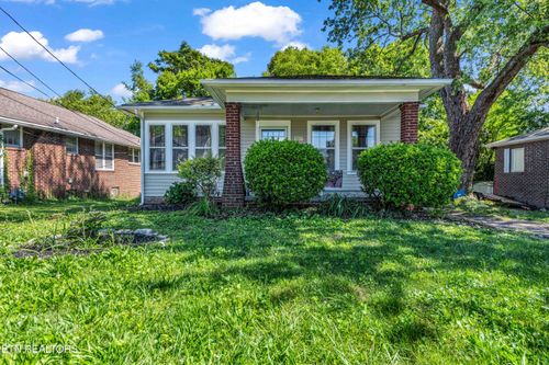 1718 Albert Ave, Knoxville, TN, 37917 | Card Image