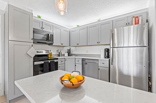 apt-f1-603 Sea Pine Way, Greenacres, FL, 33415-8935 | Card Image