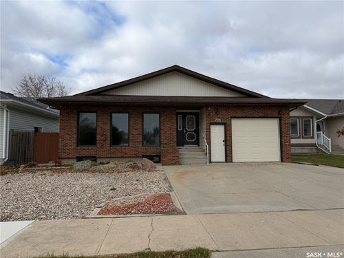 715 12th Street, Humboldt, SK, S0K2A0 | Card Image