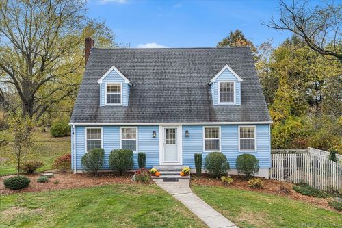 471 Voluntown Rd, Griswold, CT, 06351-2642 | Card Image