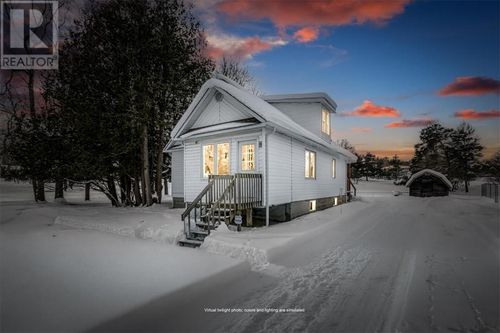 19 Gore St, Gore Bay, ON, P0P1H0 | Card Image