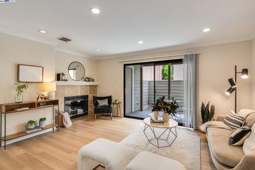 126 Eastridge Dr, San Ramon, CA, 94582-4900 | Card Image