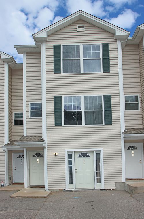 unit-22-41 Palmer St, Norwich, CT, 06360-7800 | Card Image