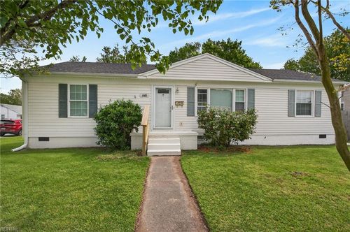 801 Elmhurst Ln, Portsmouth, VA, 23701-1520 | Card Image