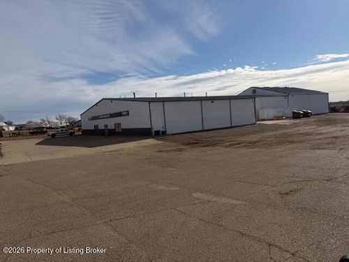 3484 I94 Business Loop E, Dickinson, ND, 58601-7514 | Card Image
