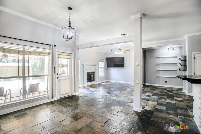2015 Kangaroo Trl, House other with 4 bedrooms, 2 bathrooms and null parking in Harker Heights TX | Image 6