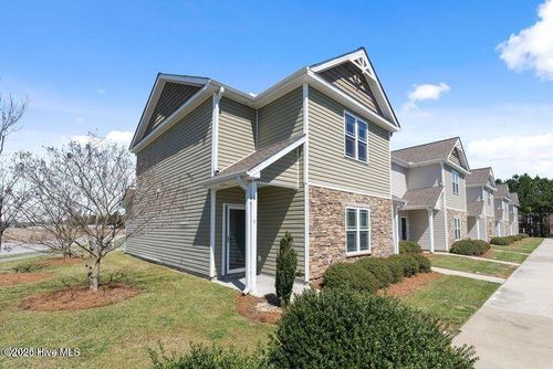 b1-4109 Kittrell Farms Dr, Greenville, NC, 27858-9264 | Card Image