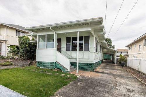 2121 Eheu St, Honolulu, HI, 96817-1603 | Card Image