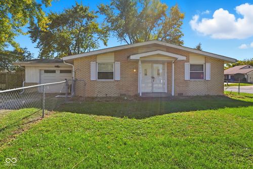 7643 English Ave, Indianapolis, IN, 46219-7562 | Card Image