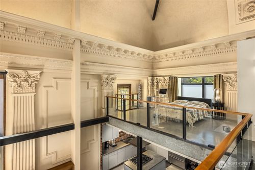 2-1843 16th Ave, Seattle, WA, 98122-2618 | Card Image