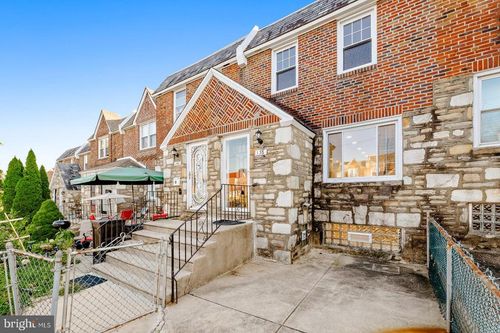 138 E Fariston Dr, PHILADELPHIA, PA, 19120-1006 | Card Image