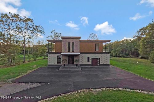 130 Laurelbrook Dr, Bear Creek Township, PA, 18702-8412 | Card Image