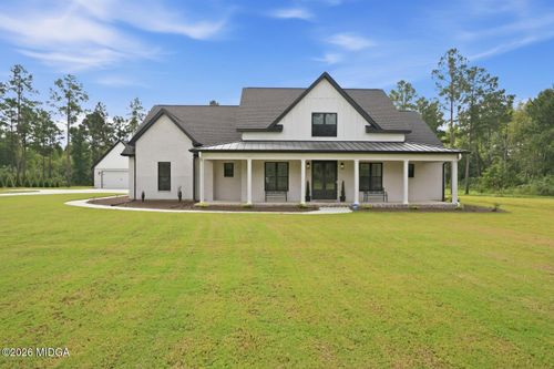 174 Evergreen Dr, Cochran, GA, 31014-7055 | Card Image