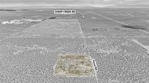3050 Yucca, Adelanto, CA, 92301 | Card Image