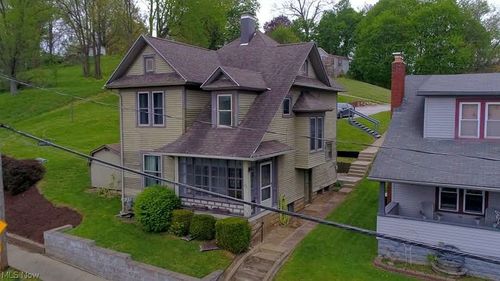 75 N Crawford St, Millersburg, OH, 44654-1222 | Card Image