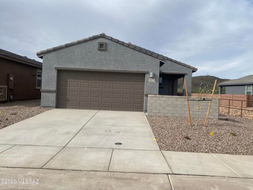 9821 N Summerstone Avenue, Tucson, AZ, 85743 | Card Image