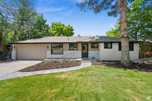 4236 S Sunset View Dr, Millcreek, UT, 84124-3252 | Card Image