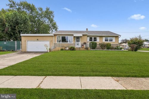 400 Pennington Dr, Westampton, NJ, 08060-2316 | Card Image