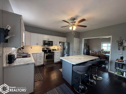 1112 S 16th St, Centerville, IA, 52544-3038 | Card Image